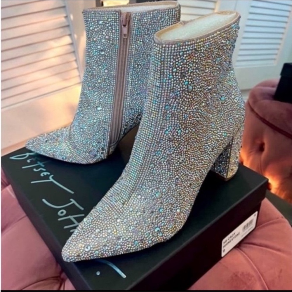 Rhinestone boots - Picture 2 of 10